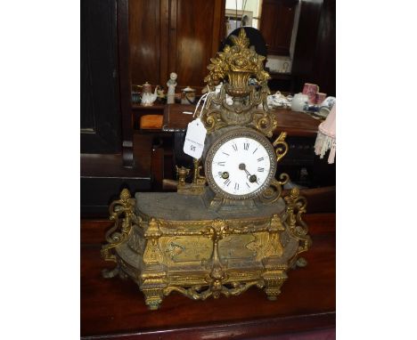 A 19TH CENTURY FRENCH SPELTER MANTEL CLOCK