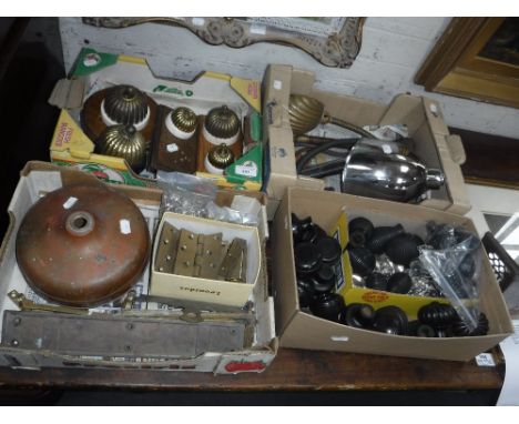 A COLLECTION OF LATE 19TH/EARLY 20TH CENTURY LIGHT SWITCHES with brass covers, doorknobs, fittings and accessories (4 boxes)