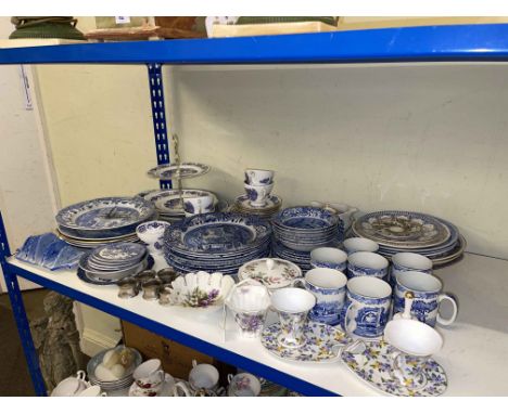 Pair of pottery table lamps and shades, onyx telephone, Spode blue and white Italian tableware.