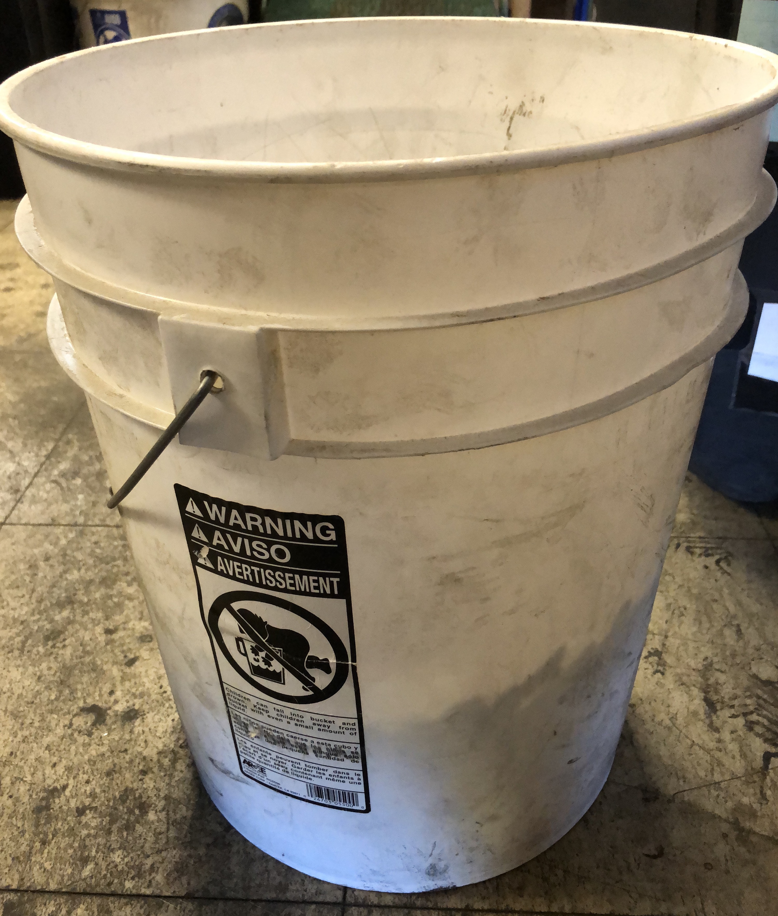 BUCKET FULL OF VERY EXPENSIVE SCREWS