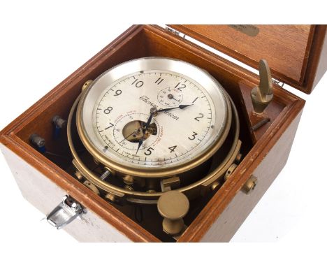 EARLY TO MID-20TH CENTURY SHIP'S MARINE CHRONOMETER BY THOMAS MERCER OF ST. ALBANS, no. 26164, the 11cm silvered dial with Ar