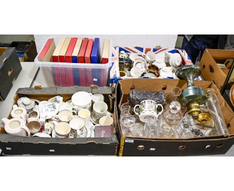 Miscellaneous ceramics and glass, including a Poole Pottery part tea service, Hornsea Pottery Christmas plates, boxed, 1980s,