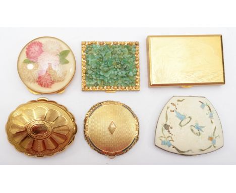Melissa, a gilt metal musical (not working) rectangular compact, Minuette, an oval example (not working) and four other compa