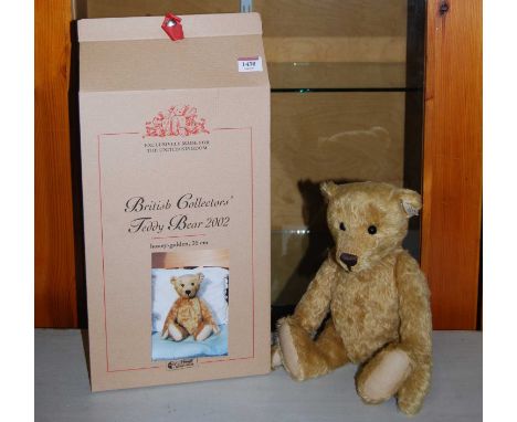 A boxed Steiff 'as-new' British Collectors teddy-bear 2002, white tag in ear, serial number 660726