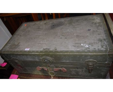 Mirror Manufacturing Company of New York - an early 20th century green painted and metal bound military travelling trunk, hav