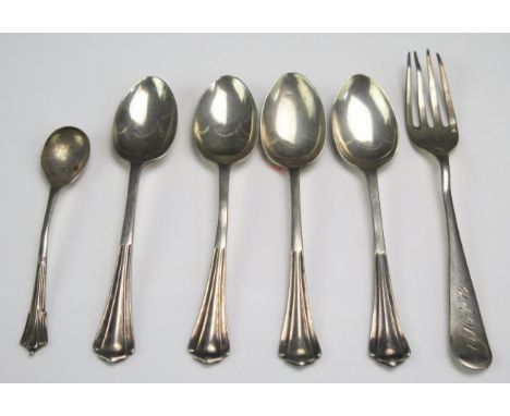 A small selection of silver flatwares including coffee spoons, salt spoon, dessert fork, total weight of silver 74gms, 2.38oz