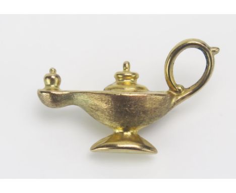 A 9ct Gold Aladdin's Lamp, hallmarked, 1.63g