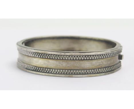 A Victorian  Precious White Metal Hinged Bangle, 16.2g