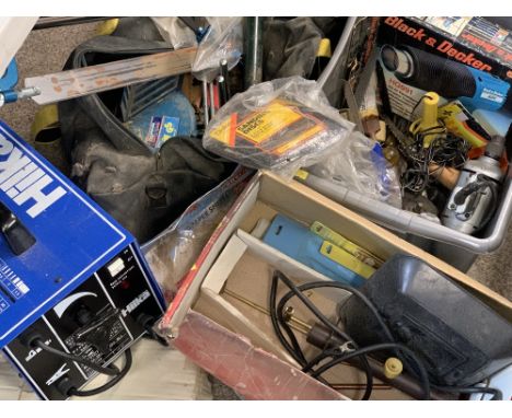 GARAGE/WORKSHOP TOOLS - to include a Hilka Arc Welder, boxed SIP brazing kit, power drill, Black &amp; Decker heat gun, ETC, 