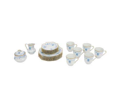 ROYAL LIMOGES Kaffeeservice f. 6 Personen 'Fontainebleau', 20. Jh. 6 Kaffeetassen/Untertassen, 6 Kuchenteller, 1 Zuckerdose u