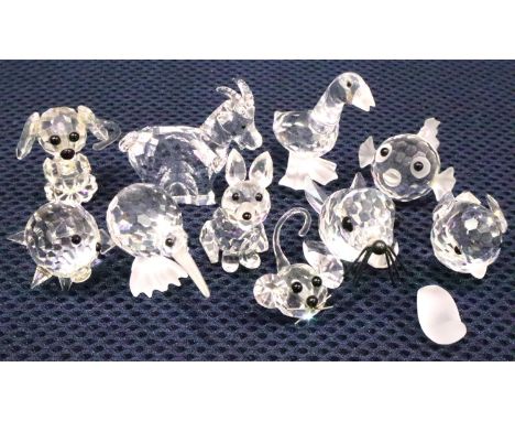 Ten mixed Swarovski and other crystal animals, largest H: 40 mm. P&amp;P Group 2 (£18+VAT for the first lot and £3+VAT for su