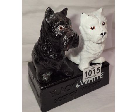 Cast iron Black and White Whisky doorstop, H: 15 cm. P&amp;P Group 1 (£14+VAT for the first lot and £1+VAT for subsequent lot