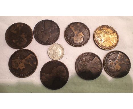 Eight one penny coins and a silver sixpence. P&amp;P Group 1 (£14+VAT for the first lot and £1+VAT for subsequent lots) 