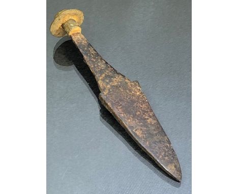 Small dagger, possibly iron-age, approx 10.5cm in length