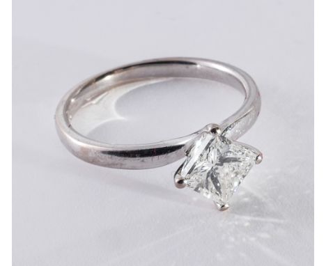 Modern princess cut solitaire diamond ring of approximately 1 carat on 18ct white gold shank - ring size L  No obvious carbon