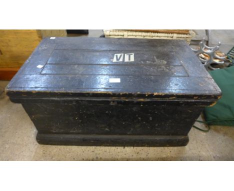 A pine fitted carpenters tool chest 