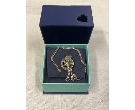 SILVER PENDANT ON SILVER CHAIN