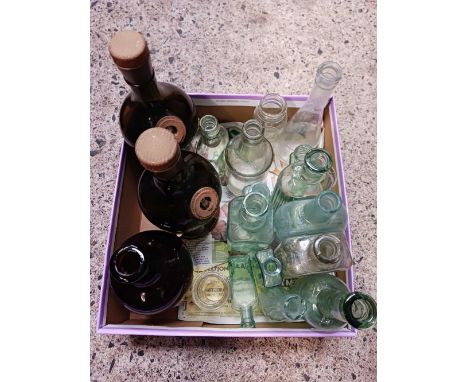 SMALL CARTON OF VINTAGE BOTTLES