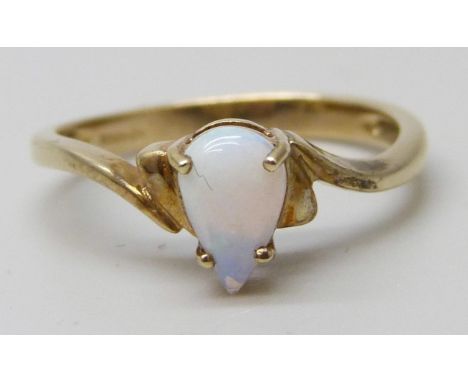 A 9ct gold pear shape opal ring, 2.1g, N, with certificate