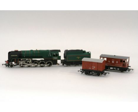 A Hornby 2-10-0 engine and tender, 9F, "Evening Star", matt green, vent van and LMS brake van, in ex tool box, (G) - see illu