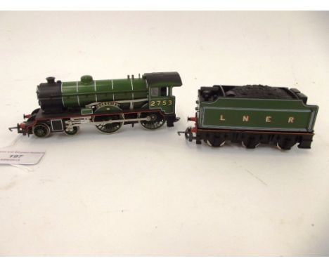 A Hornby 4-4-0 engine and tender, "Cheshire" 2753, LNER green 2753, (G)