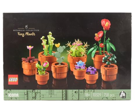 Lego - a factory sealed Lego Botanical Collection set No. 10329 Tiny Plants. Sealed.