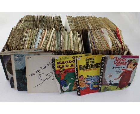 Over two hundred 1950s-80s vinyl singles to include George Harrison, Bobby Rydell, Michael Jackson, Mike Berry etc. CONDITION