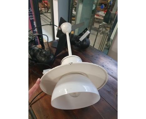 * Indstrial pendant light fitting