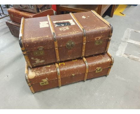 * 2 x vintage trunks