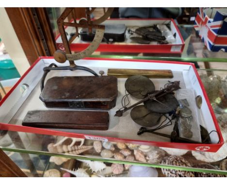 A collection of sovereign scales and similar,&nbsp;to include a brass cased set.&nbsp; 