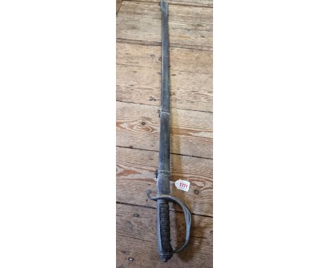 An 1821 pattern Royal Artillery officer's sword and steel scabbard, having 89cm etched blade. 