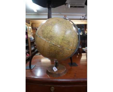 A Philips' 13.5in Challenge globe.&nbsp; 