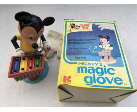Kohner brothers, Disney toy, Mickeys magic glove, boxed - NO RESERVE
