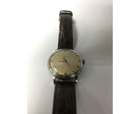 A vintage Jaeger-Le coultre automatic wrist ( minute hand with slight movement )