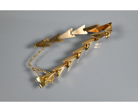 A yellow metal link bracelet, with stylised tulip/heart shaped links, concealed clasp and safety chain, stamped 18ct, approx 