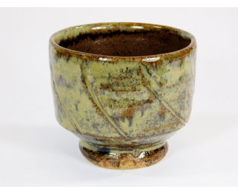 JOHN BEDDING. A John Bedding Leach Pottery yunomi. Height 9cm. Personal & Pottery marks.  Please note that all items in this 