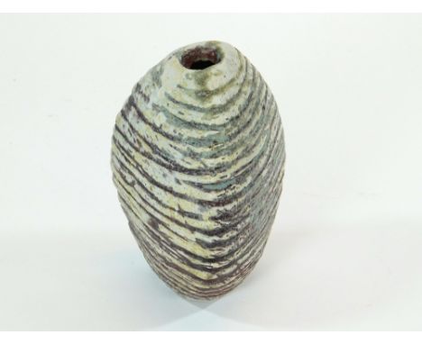 ALAN WALLWORK. An Alan Wallwork three-sided vase with ribbed decoration. Height 14cm. Incised initials.  Please note that all