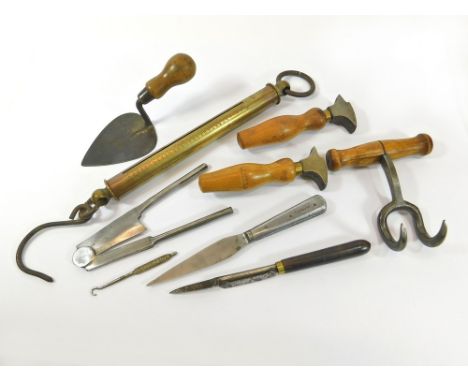 VARIOUS VINTAGE TOOLS. Various vintage household, craft & other tools including a Salter's spring balance, a sack hook, Cadbu