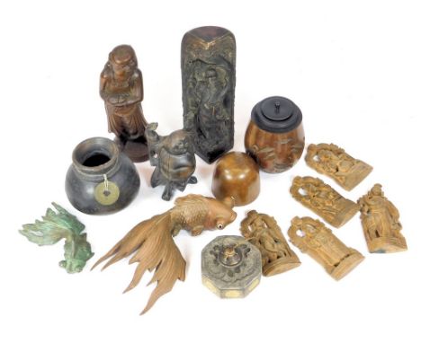 CARVED WOOD ETC. Various South East Asian & other carved figures, a carved gourd-shaped caddy, an ink pot & other items in me