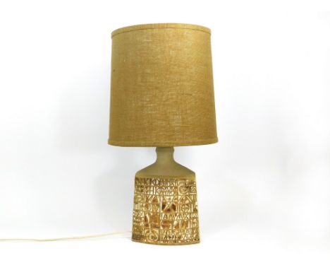 TREMAEN POTTERY. A large Tremaen Pottery, 'Ruan' design table lamp base with hessian shade. Pottery label. Height 63cm. No pl