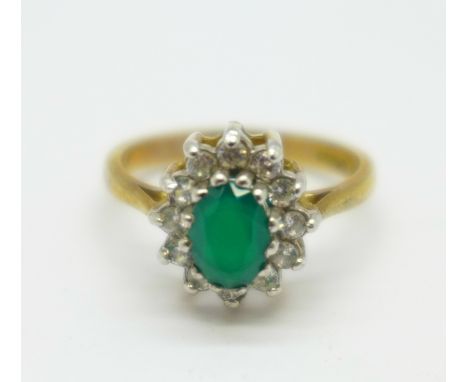 A 9ct gold cluster ring, 3.1g, O 