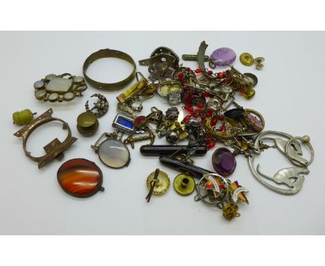 Vintage jewellery parts to be used for spares or repair 