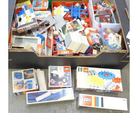 A box of vintage and later Lego, some boxed 