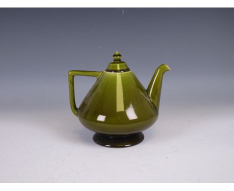 A late Victorian Linthorpe pottery Teapot of conical form, pedestal foot and green glaze, 6in, stamped 1562