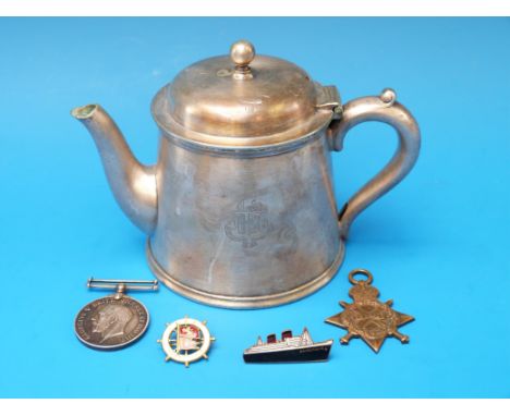 A Great Western Railways tea pot made by Mappin and Webb, with GWR crest to front, together 1914-15 Star and 1914-18 medal aw