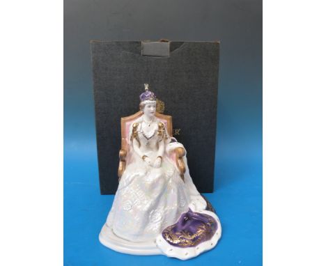 A boxed limited edition Royal Worcester model of Queen Elizabeth in Coronation robes (172/500 with certificate) 