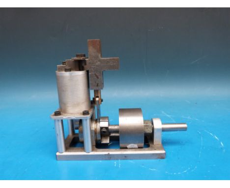 A marine steam engine with forward and reverse direction