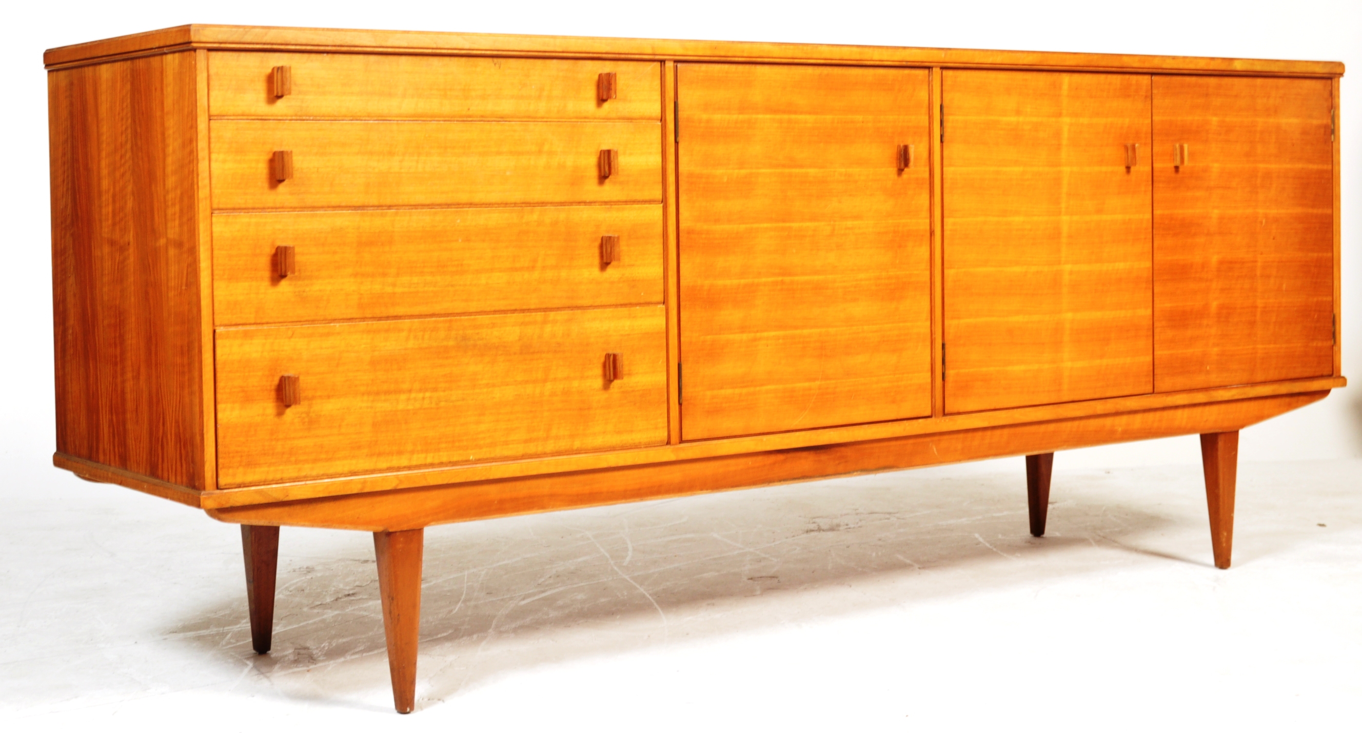 Alfred Cox Heals A Rare 1960 S Retro Vintage Sycamore Wood
