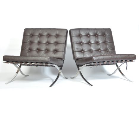 After Ludwig Mies Van der Rohe &amp; Lily Reich - Barcelona Chair - A pair of contemporary low easy / lounge chair / armchair
