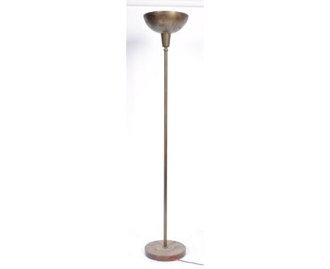 A vintage Art Deco antique vintage brass&nbsp;up lighter&nbsp;standard lamp / floor standing light. The light having a solid 